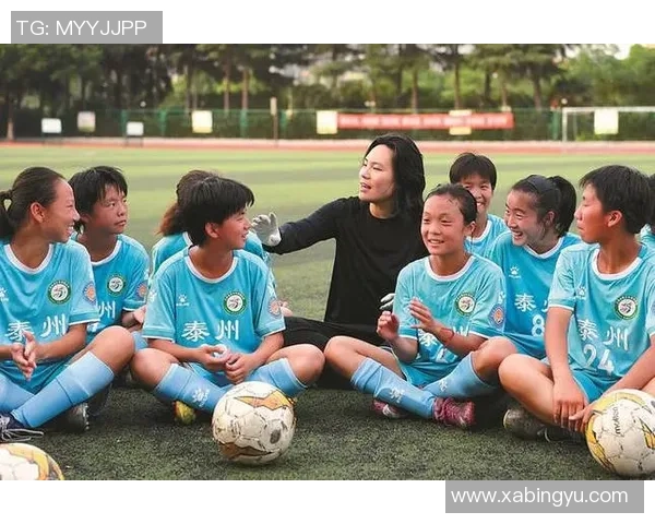 藏族足球女球星的崛起与挑战 揭示她们在绿茵场上的坚韧与风采